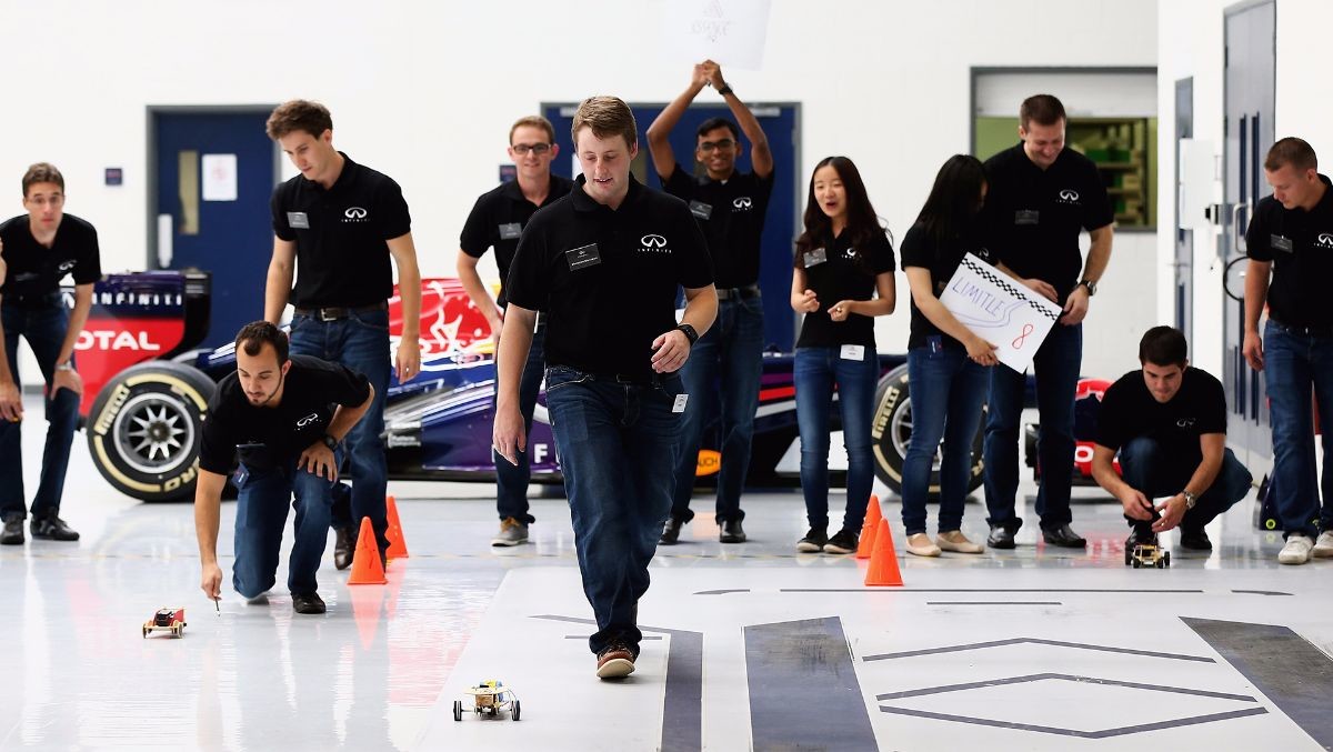 Tommaso Volpe, Direttore mondo Infiniti Motorsport, ci racconta la Infiniti Engineering Academy 2016