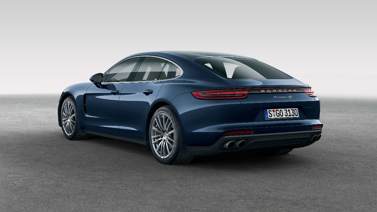 La Panamera Porsche si rinnova