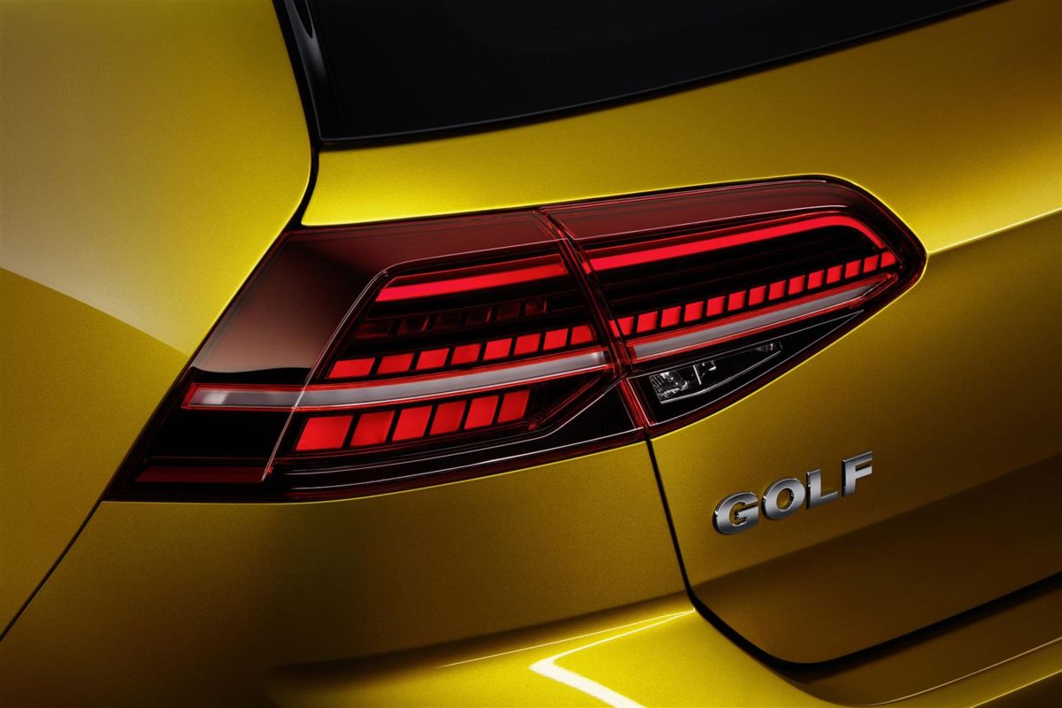 Volkswagen presenta i restyling della Golf