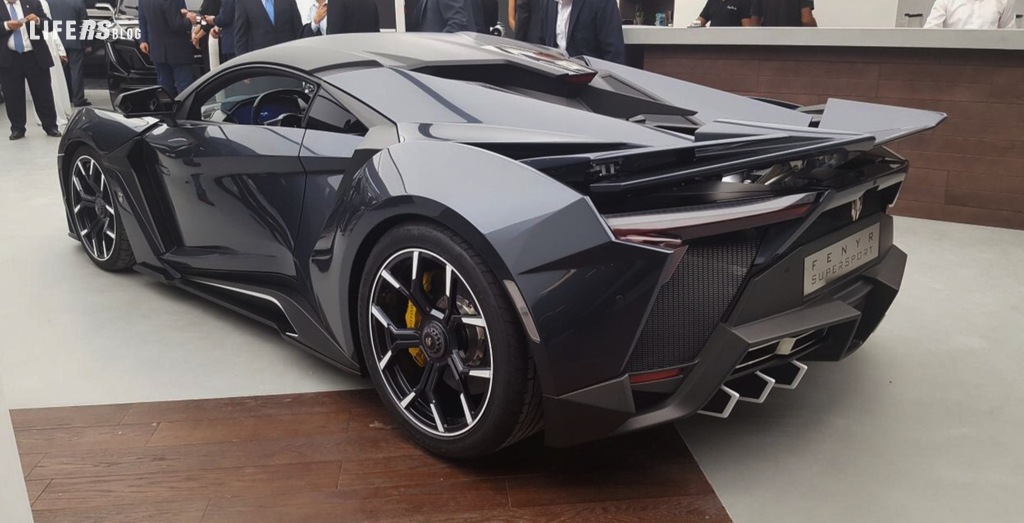 Fenyr SuperSport e lo sviluppo del Marchio W Motors