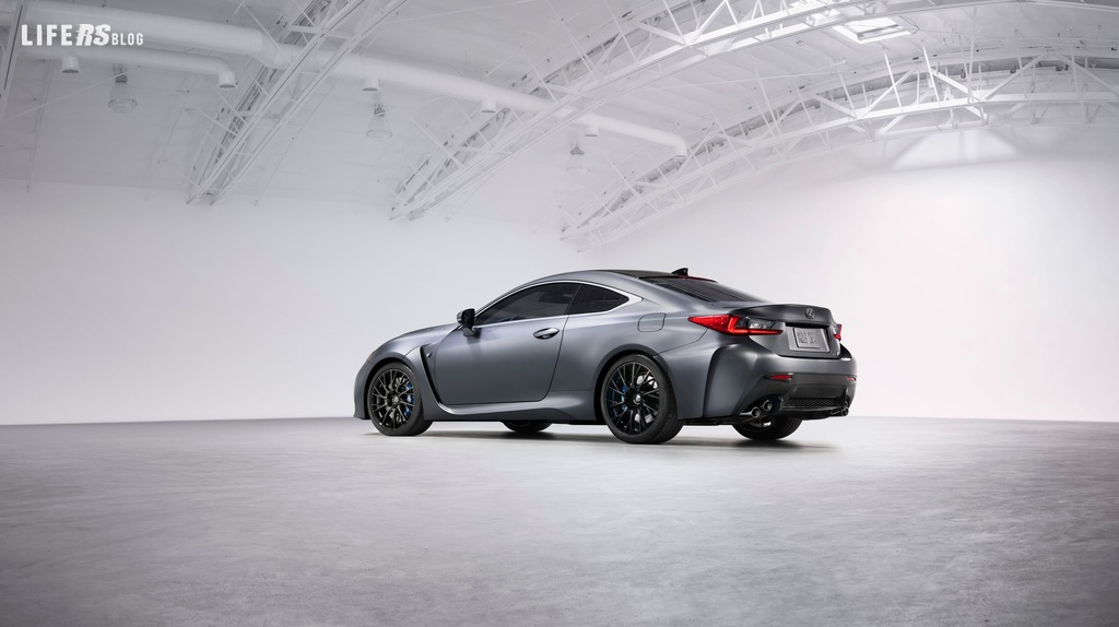 Decimo anniversario per RC F e GS F di Lexus