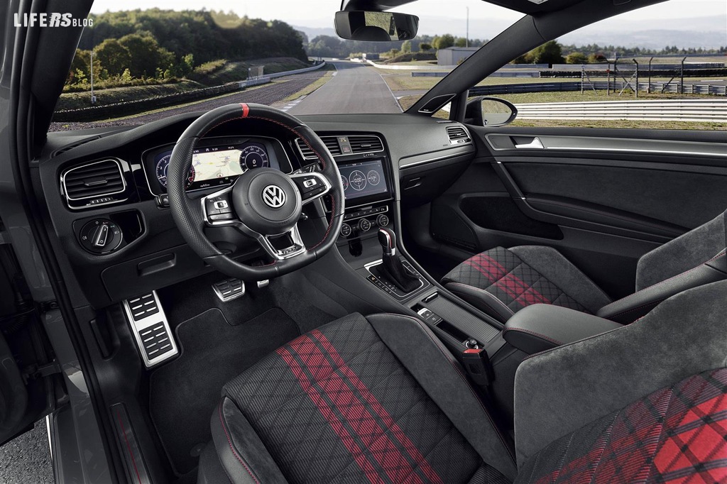 Golf GTI TCR, la stradale basata su un’auto da corsa!