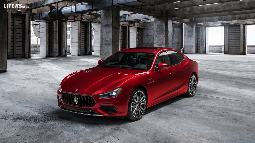 Trofeo: le super berline Maserati Quattroporte e Ghibli