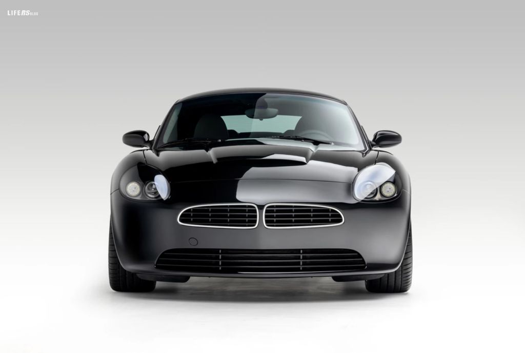 Oletha, la visione coupè della BMW Z8