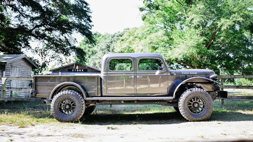 Dodge Power Wagon, arriva il restomod americano