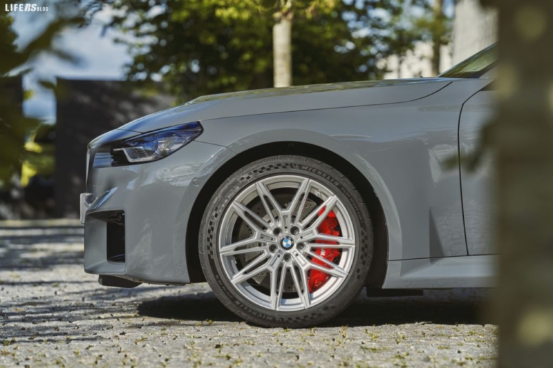 BMW M2, alza il livello delle compatte ad alte prestazioni