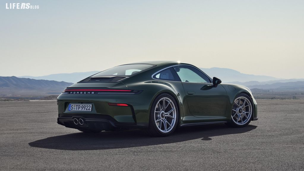 Nuova 911 GT3, Porsche punta tutto sulla leggerezza!