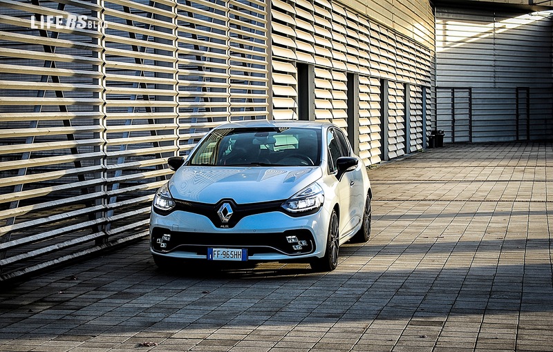 Clio R.S. TROPHY 15