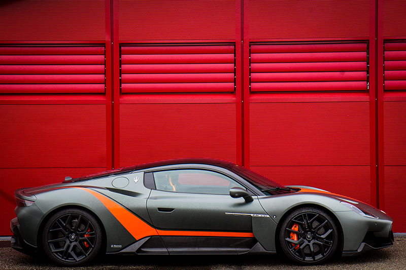 Test drive Maserati MC20